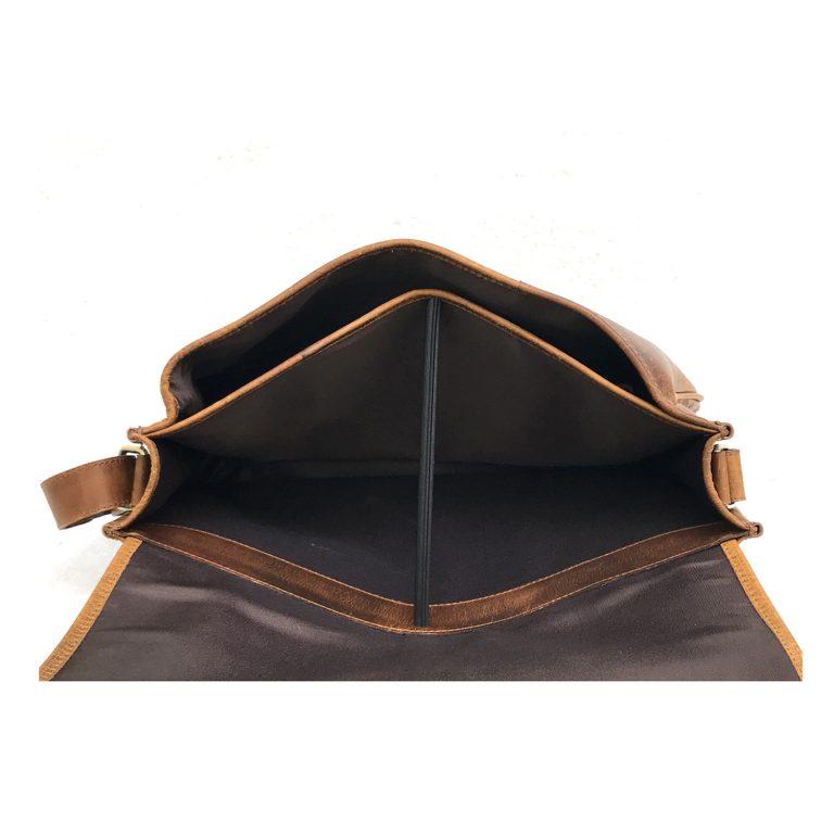 Men Genuine Wax Messenger Bag Brown