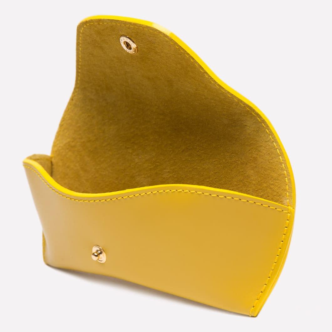 Spectrum Glass Case Yellow